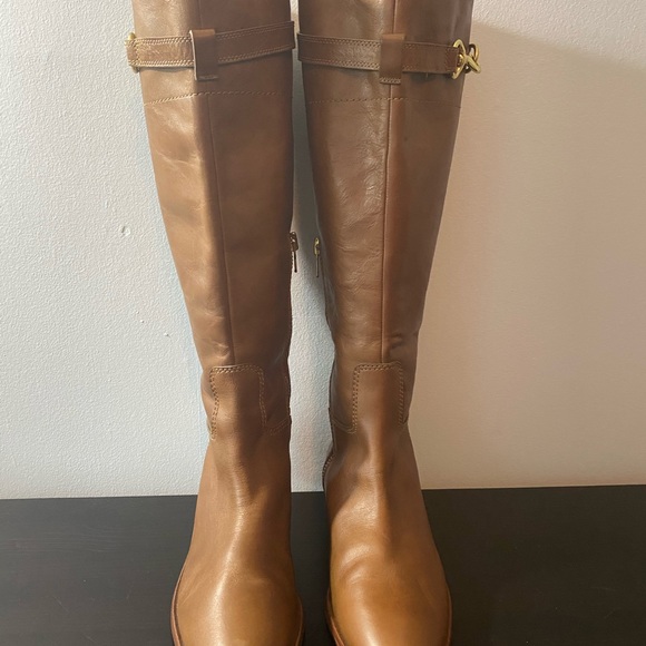 Coach Laguna Leather Boot (Style A7670) - Picture 3 of 6